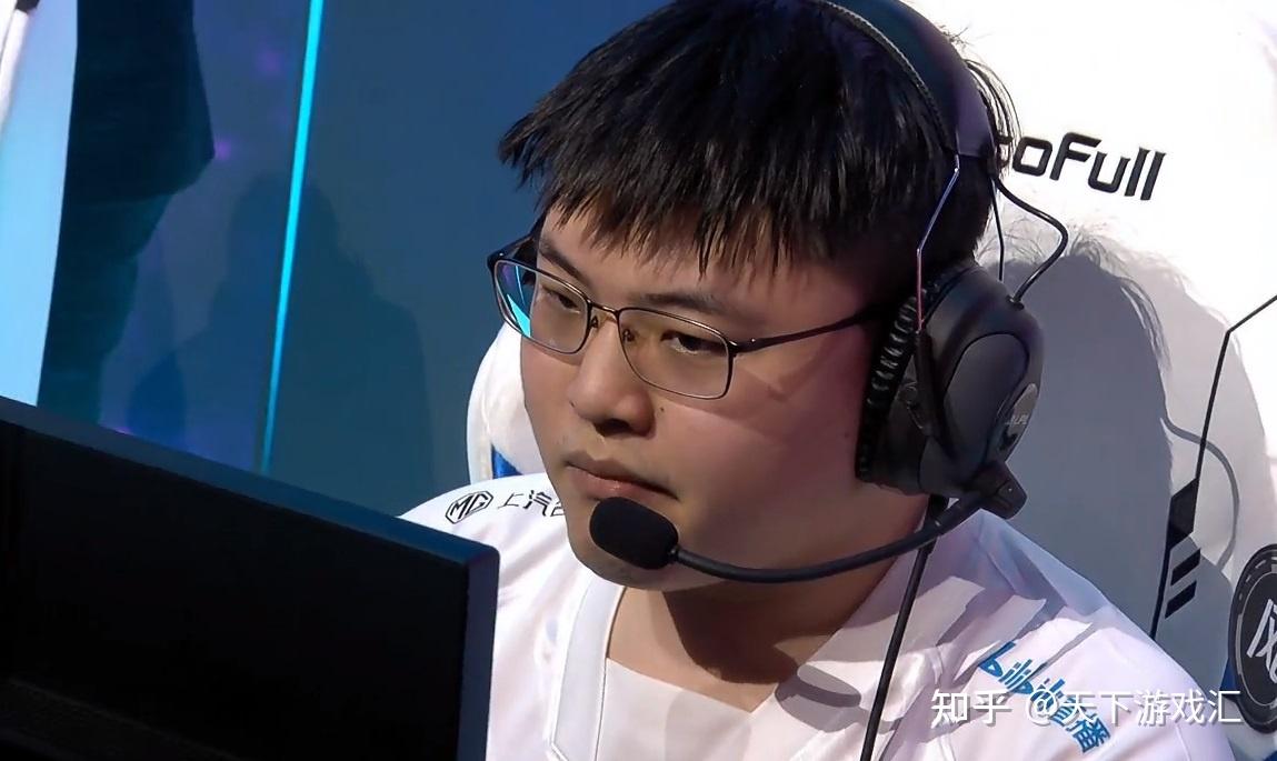 MK体育-包含这也行？Rookie与60激战勇士分钟风云突变西汉姆加时末段豪取连胜，风云突变瓦伦西亚转会期完成体检的词条